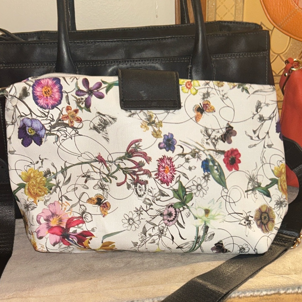 Floral White‎ and Black Crossbody Bag NWOT - Picture 8 of 11